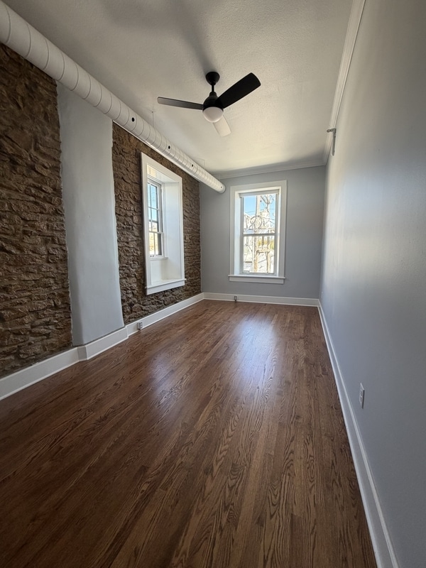 Foto principal - 816 Massachusetts St