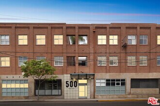 Building Photo - 500 Molino St
