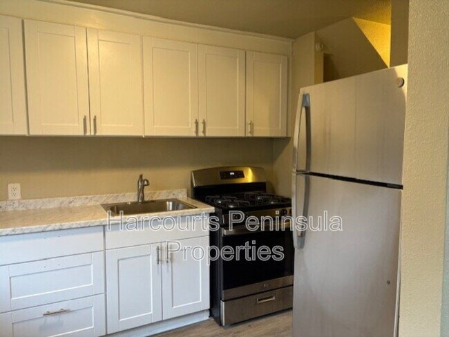 Foto del edificio - 2831 NE Center St