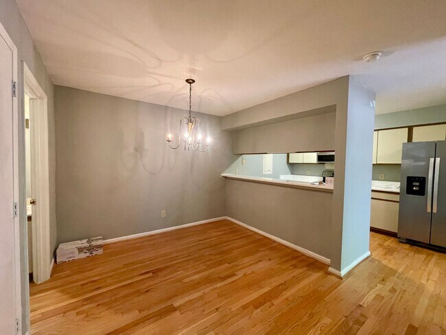 Foto del edificio - 236 Brookberry Cir