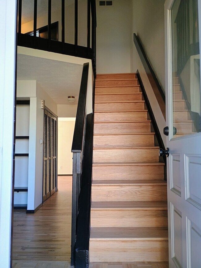 Entryway - 10360 E Jewell Ave (Denver, CO) Townhome