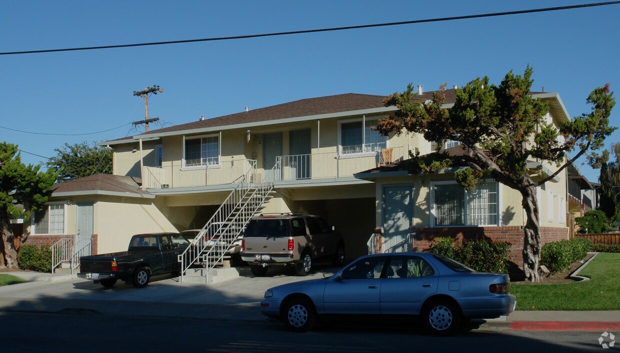 Building Photo - 3035 Westboro Dr