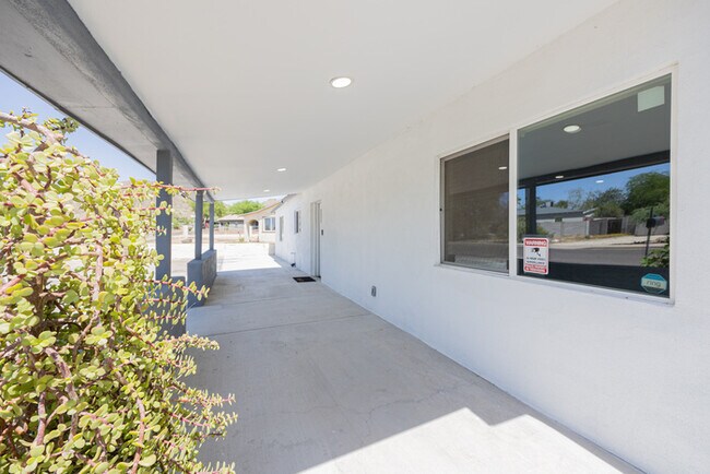 Building Photo - 9417 N 2ND ST, PHOENIX AZ