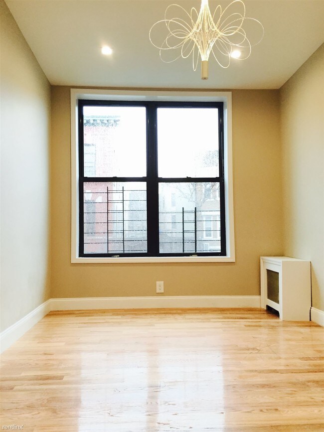 Foto del edificio - 340 Maple St