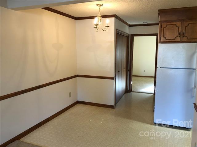 Foto del edificio - 117 Hillcrest Dr