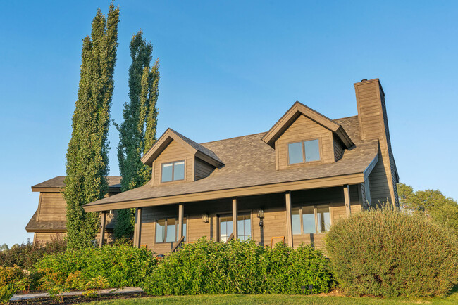 Building Photo - 1590 Bustle Creek Rd