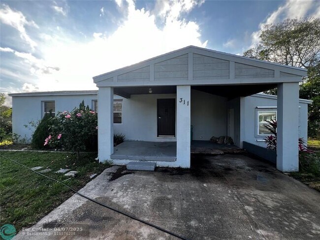 Foto del edificio - 311 NW 2nd St