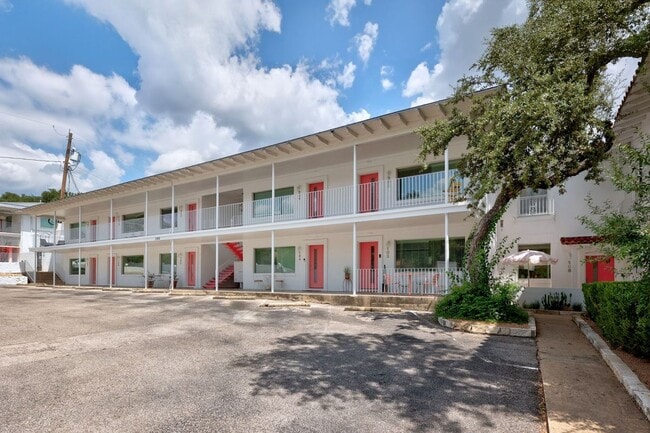 Building Photo - 1200 Enfield Rd