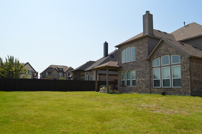 Foto del edificio - 2721 Hammock Lake Dr