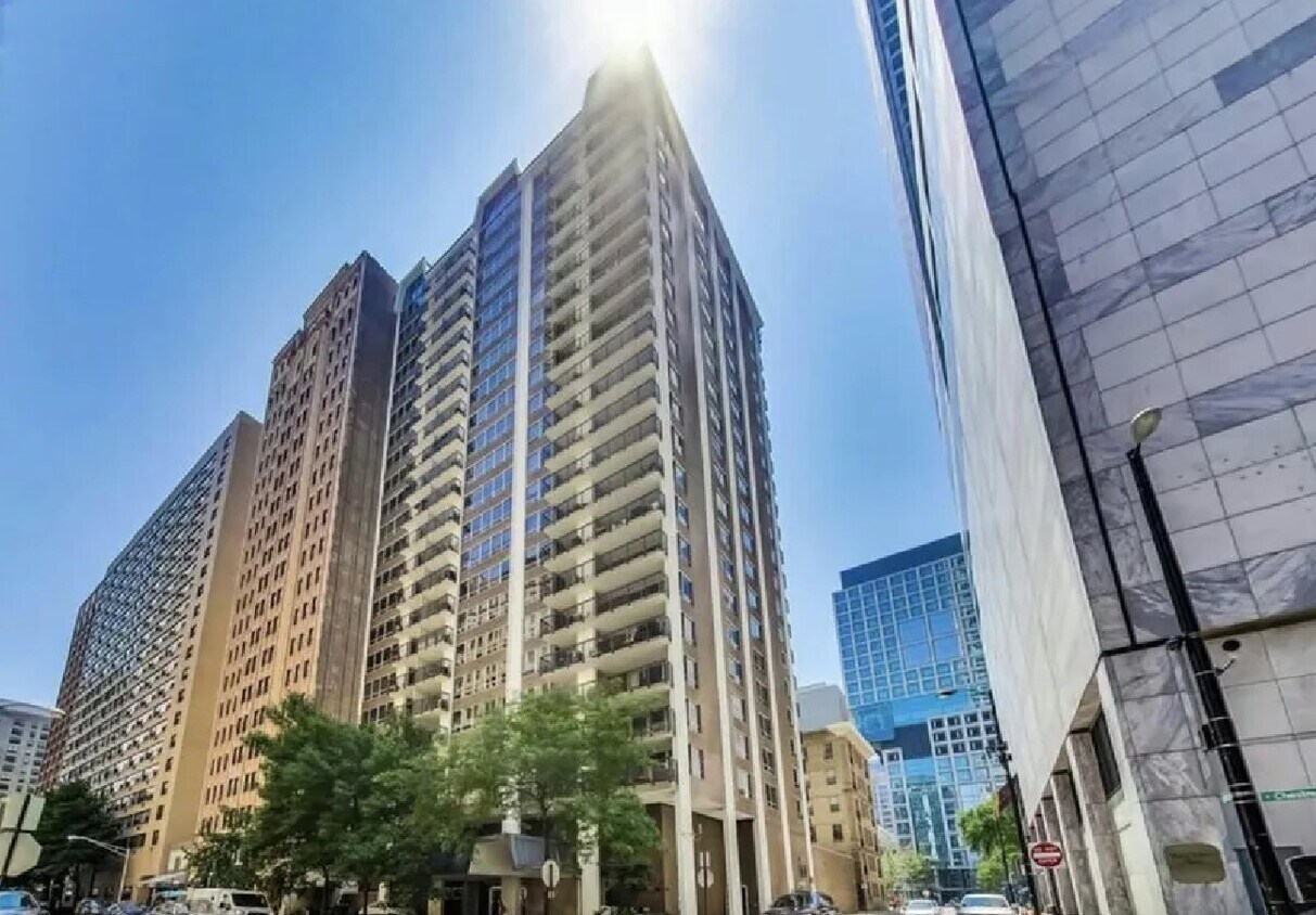 Primary Photo - 201 E Chestnut St