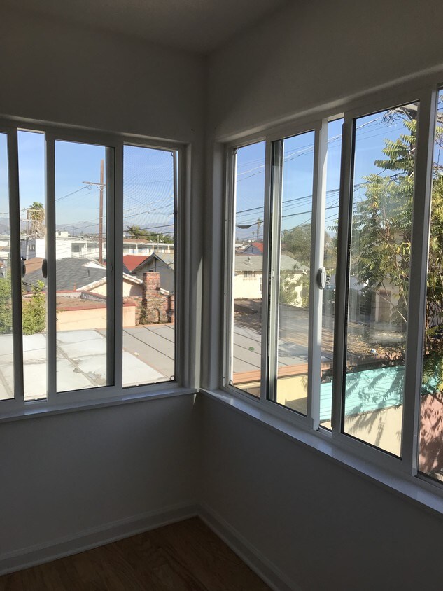 Foto principal - 1720 S Highland Ave