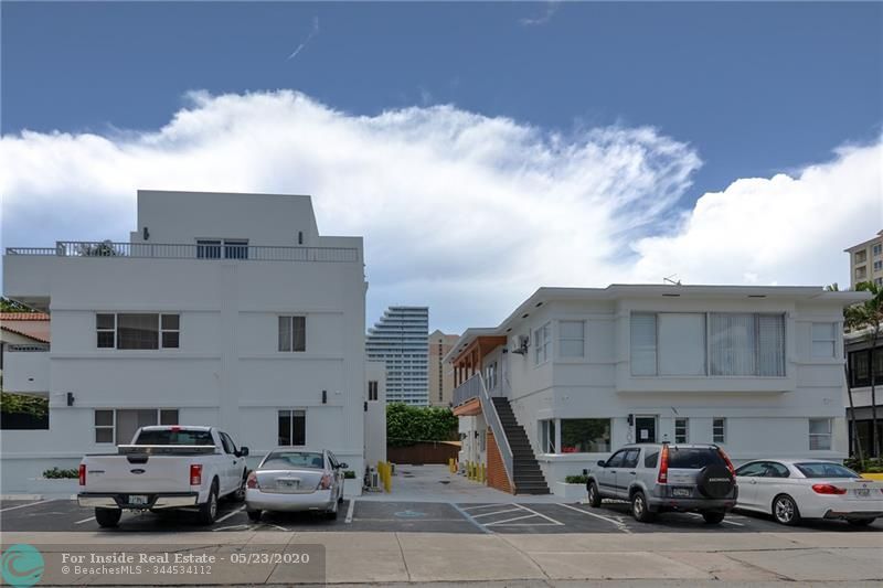 Foto principal - 3024 Seville St