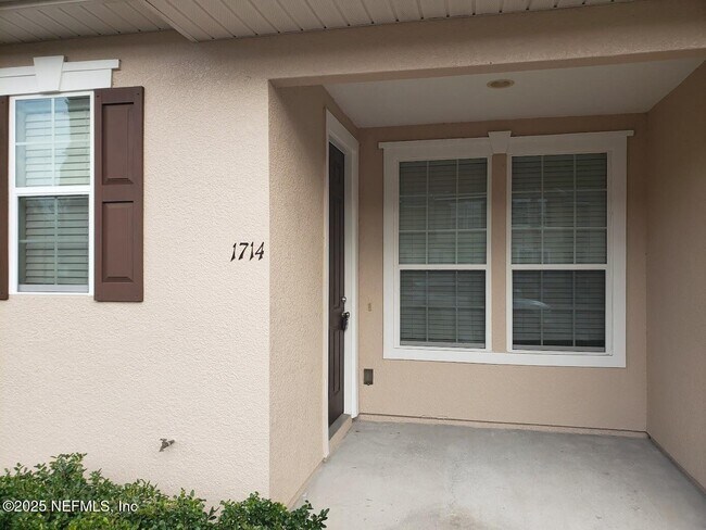 Foto del edificio - 4220 Plantation Oaks Blvd
