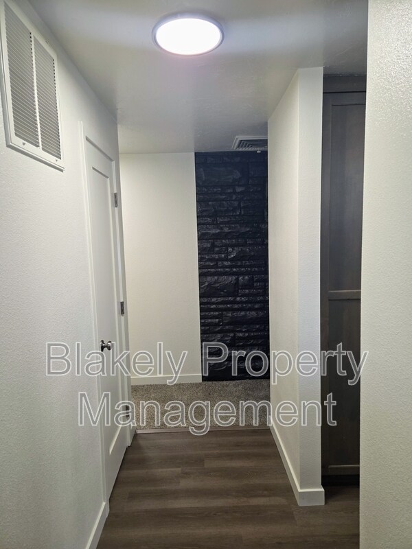 Foto del edificio - 2118 S Roosevelt St