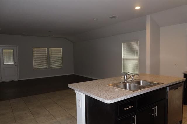 Foto del edificio - 16409 White Fish Ln