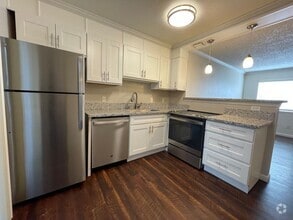 Building Photo - 2113 O St