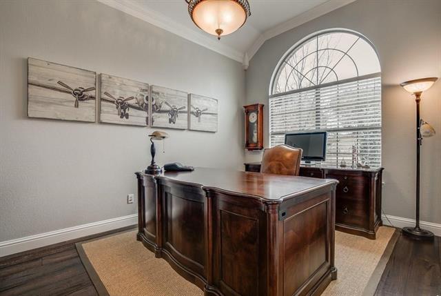 Foto del edificio - 1695 Lake Brook Cir