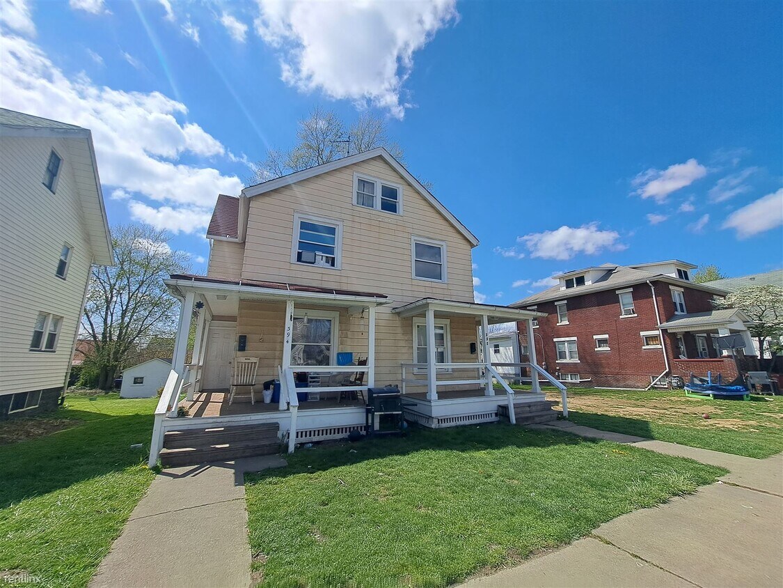 Primary Photo - 3 br, 1.5 bath Duplex - 392 Cedar Avenue 392