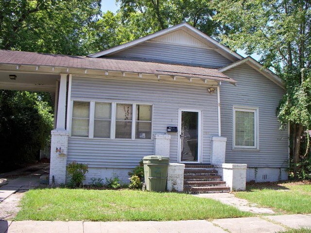 Primary Photo - 404 W Hampton Ave