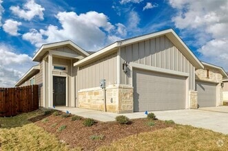 Building Photo - 725 Fallow Dr