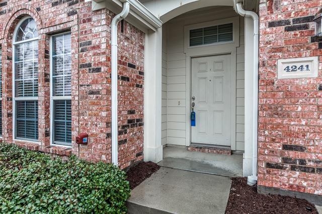 Foto del edificio - 4241 Summer Star Ln