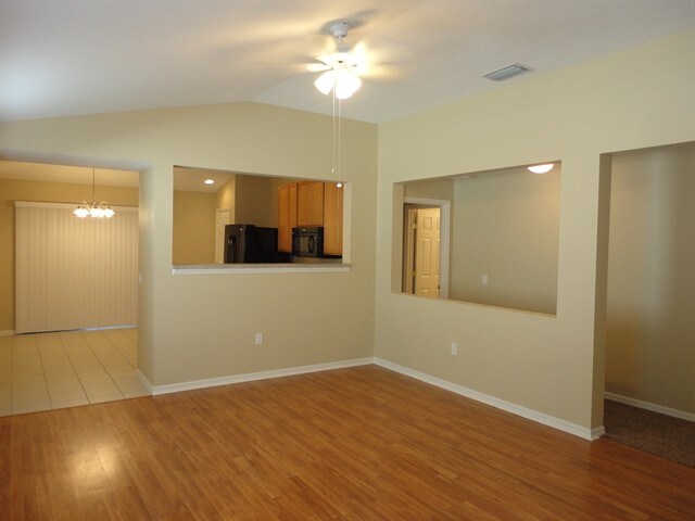 Building Photo - 11912 Mango Groves Blvd