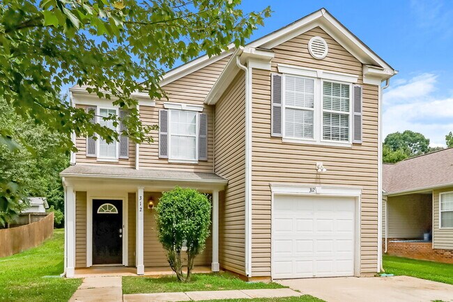 Foto del edificio - 312 Cloverdale Ct