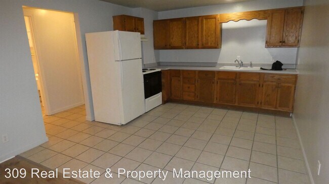 Building Photo - 156 Maywood Avenue