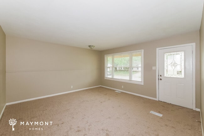 Building Photo - 3501 N Eaton Ave