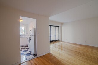 Building Photo - 3435 Rue Drummond