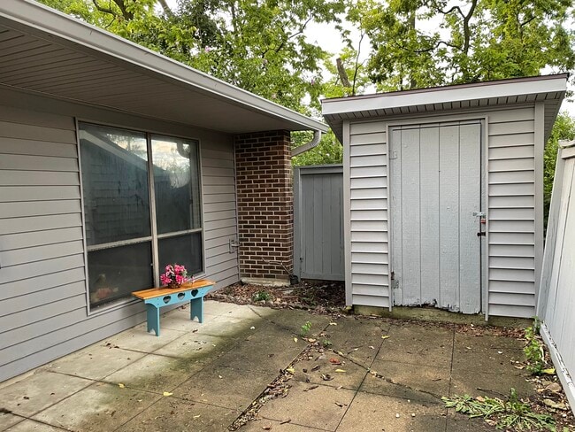 Building Photo - 2974 Asbury Ct