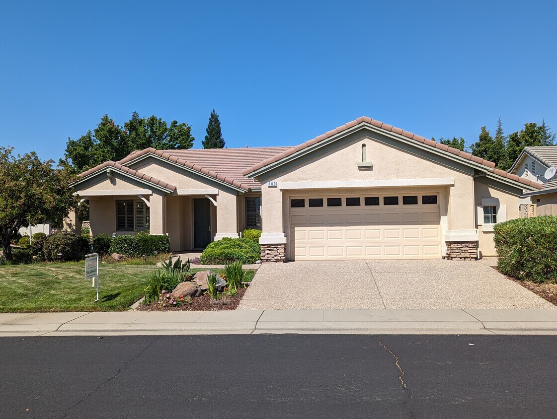 100 Northfield Ct, Lincoln, CA 95648 House Rental in Lincoln, CA