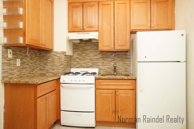 Building Photo - 1440 Ocean Pkwy