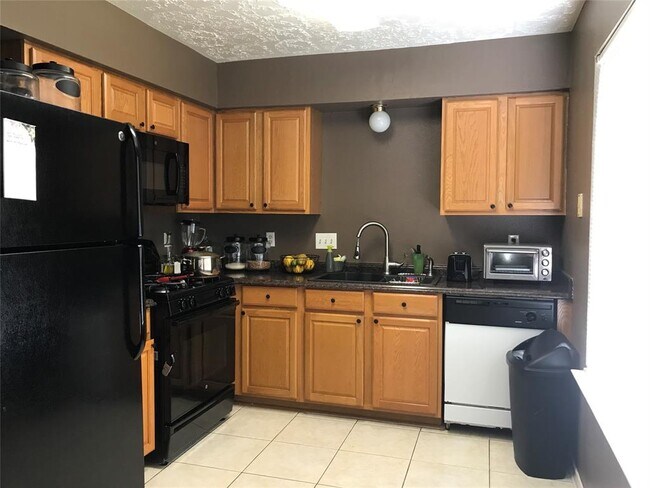 Foto del edificio - 11743 Boxhill Dr