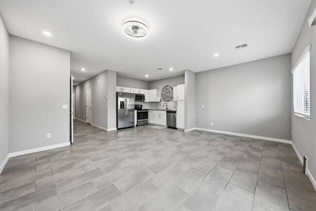 Photo - 8347 N 22nd Dr Townhome