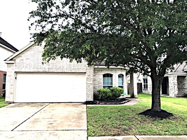 Primary Photo - 15515 Elm Leaf Pl