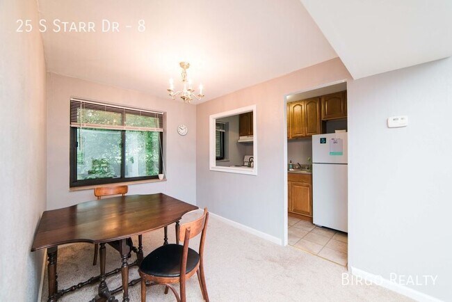 Building Photo - A Spacious 1 Bed/1 Bath APARTMENT in BELLE...