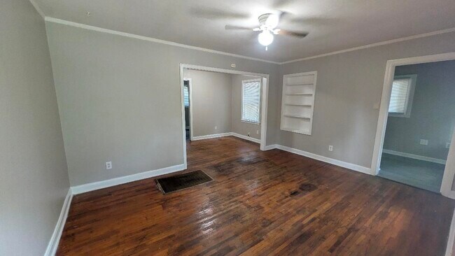 Foto del edificio - 3766 Guernsey Ave