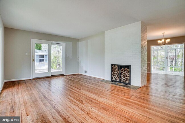 Foto del edificio - 7430 Hastings St