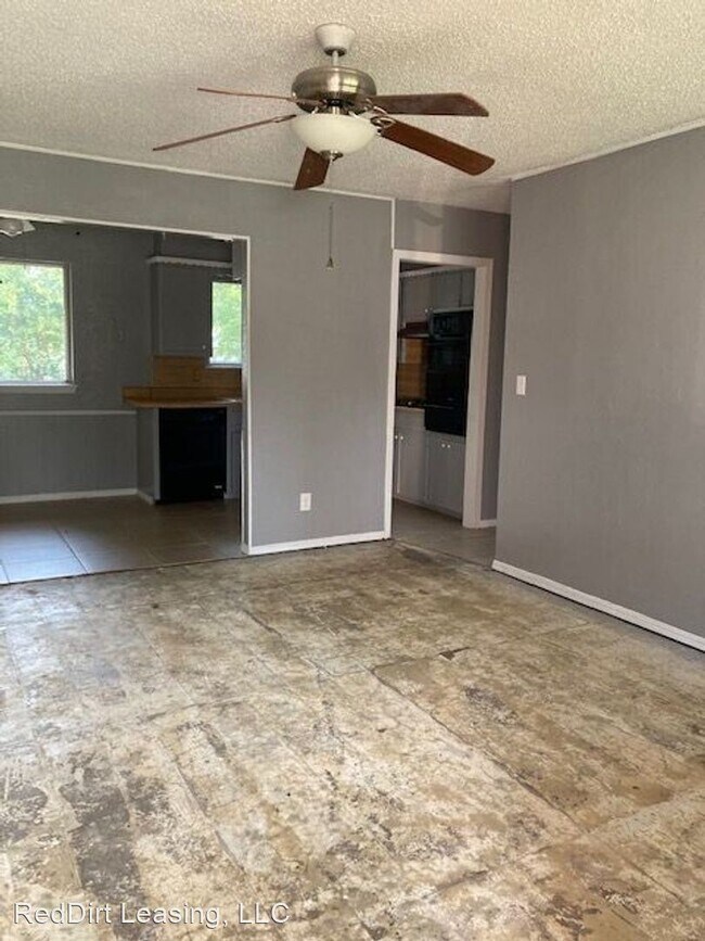 Building Photo - 3 br, 1.5 bath House - 103 Trenton Terr.