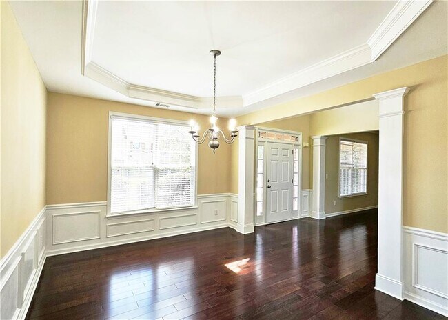 Foto del edificio - 1215 Clandon Pl