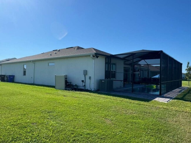 Photo - Modern 3-Bedroom Home with Pool and Lake View