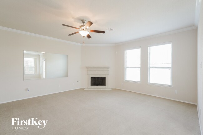 Foto del edificio - 7418 Upland Mill Ln
