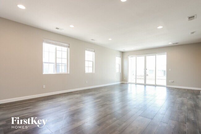 Building Photo - 26831 E Byers Ave