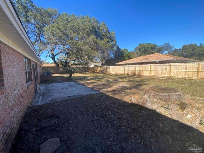 Building Photo - 5350 Prieto Dr