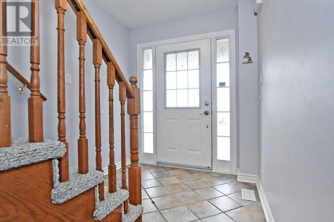 Building Photo - 340 Silken Laumann Dr