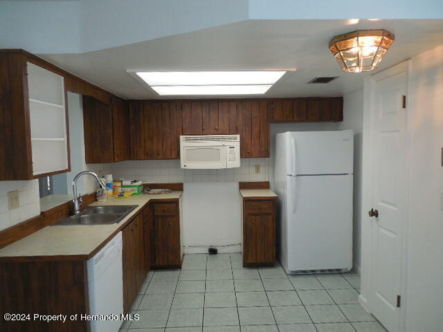 Building Photo - 1394 Nobleton Ave