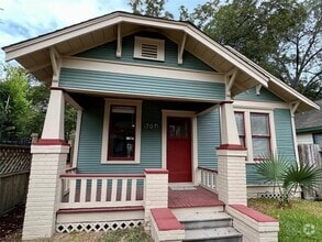 Building Photo - 707 E 25th St