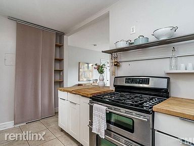 Foto del edificio - 2 br, 1 bath House - 620 E Whitaker Mill Rd