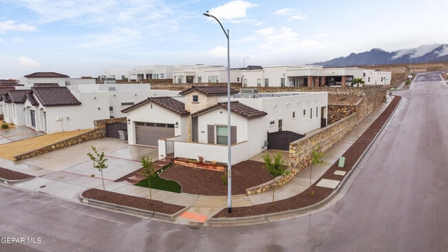 Building Photo - 1752 Muleshoe Dr